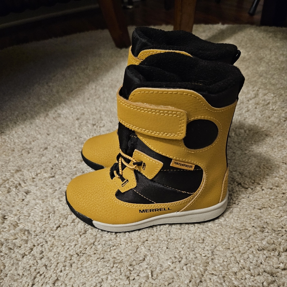 Merrell Yellow and Black Boots for Outdoor Adventures